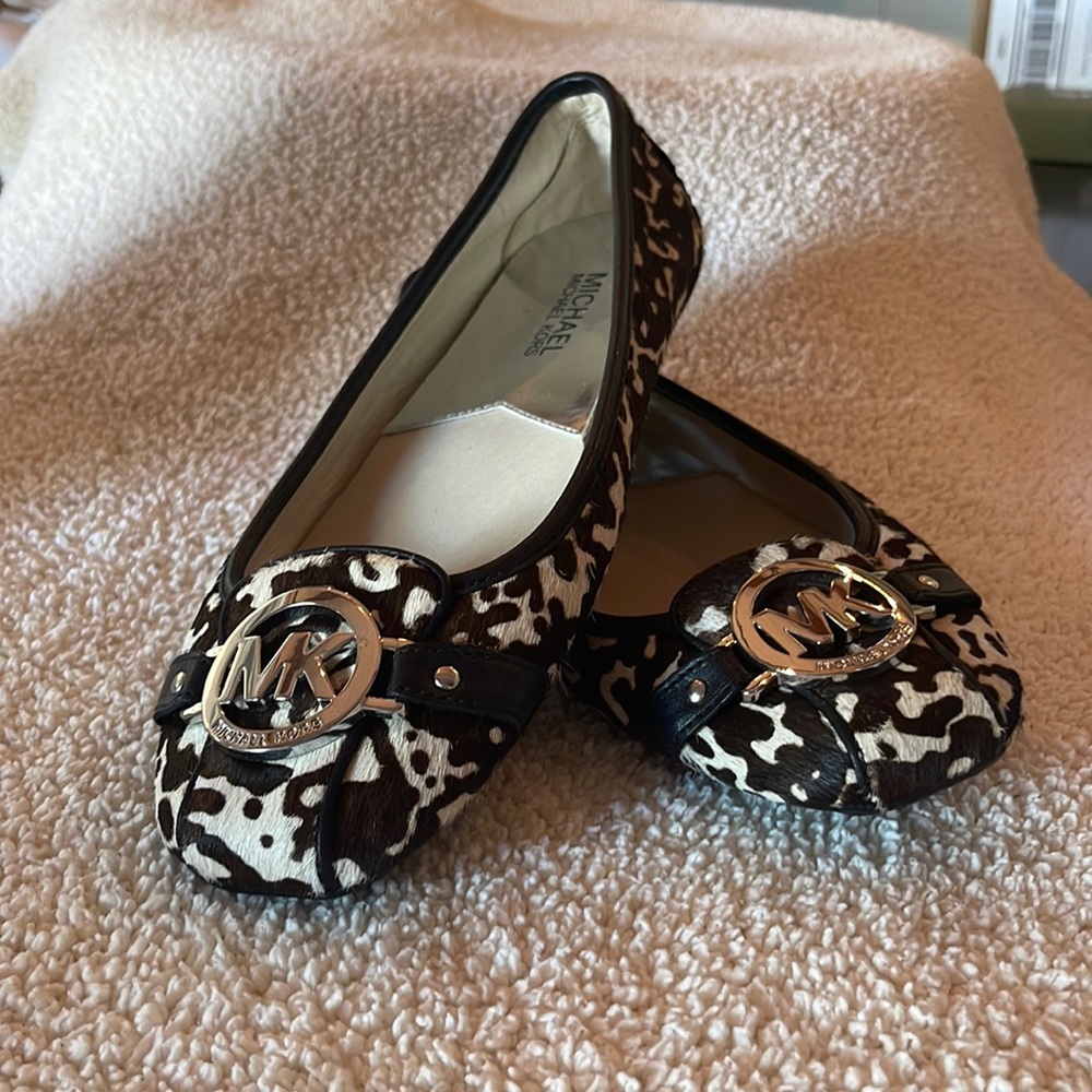 Brand new Michael Kors flats